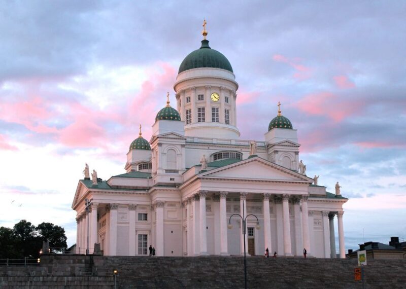 From Tallinn: 1 Day VIP Trip to Helsinki by Ferry & VIP Car - FAQ