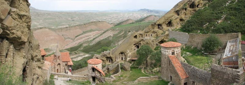 From Tbilisi: Gareji, Rainbow Mountains, Bodbe & Sighnaghi - Key Points