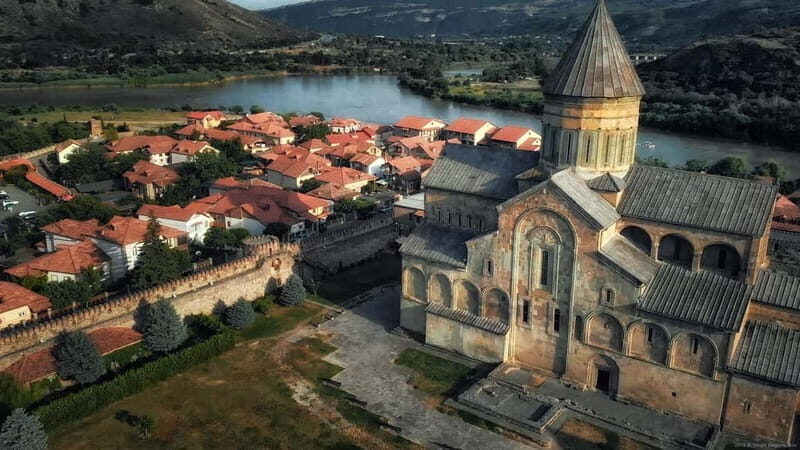 From Tbilisi: Jvari Monastery, Uplistsikhe & Mtskheta Tour - An In-Depth Look at the Tour Experience