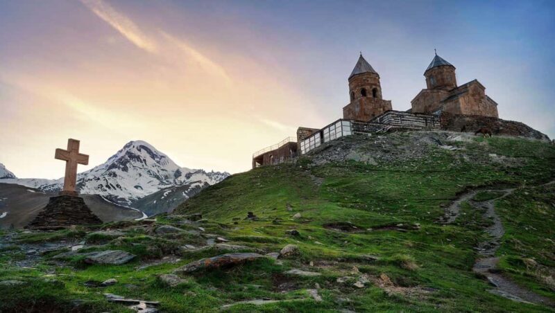 From Tbilisi: Kazbegi, Gudauri & Ananuri Day Trip - Key Points