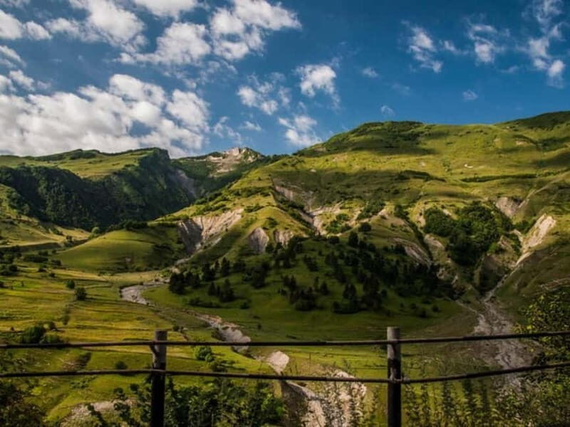 From Tbilisi: Kazbegi Mountain and Ananuri Fortress Day Trip - A detailed exploration of what to expect