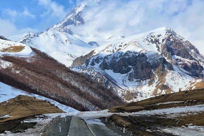 From Tbilisi to Gudauri Ski Resort, Zhinvali, Ananuri Day Trip - Who Will Enjoy This Tour?