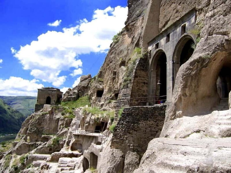From Tbilisi: Vardzia Cave Tour with Guide - Key Points