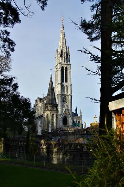 From Toulouse to Lourdes: Guided Small Group Day Tour - Analyzing the Value: Is It Worth It?