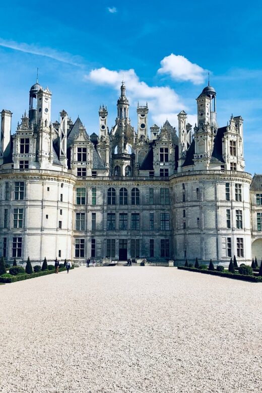 From Tours: Chenonceau and Chambord Castles Guided Tour - The Logistics and Practicalities