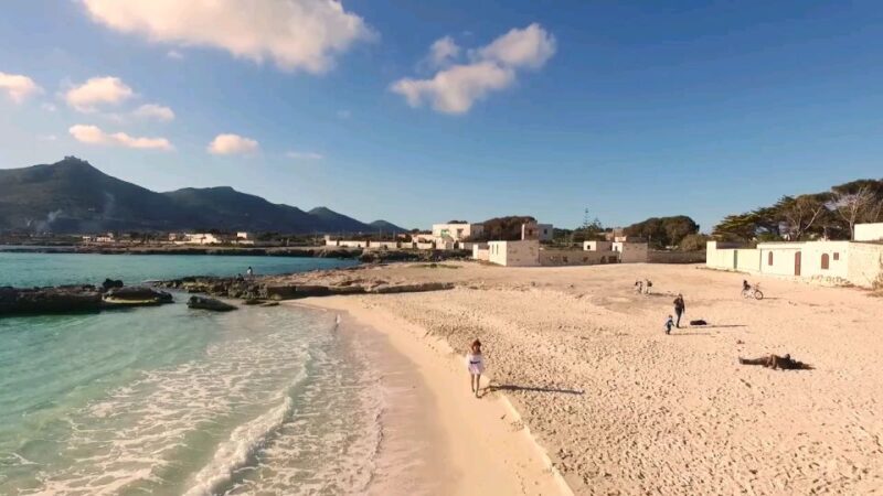 From Trapani: Day Cruise to Favignana & Levanzo with Lunch - Ultimately, who should consider this tour?