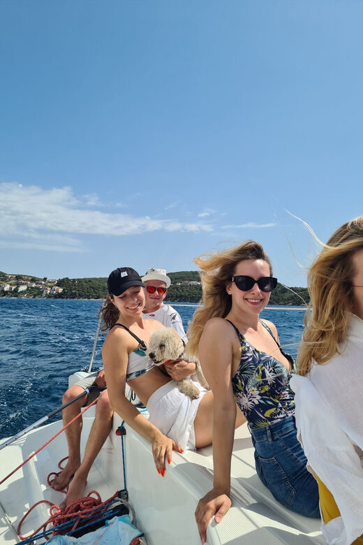 From Trogir Day sailing (private tour) - FAQ