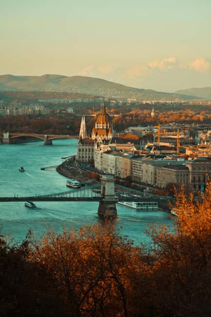 From Vienna: Bratislava and Budapest one day tour - From Vienna: Bratislava and Budapest One Day Tour