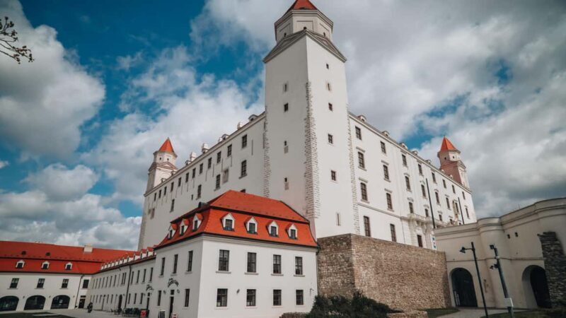 From Vienna Bratislava and Budapest, two capitals in one day - Key Points