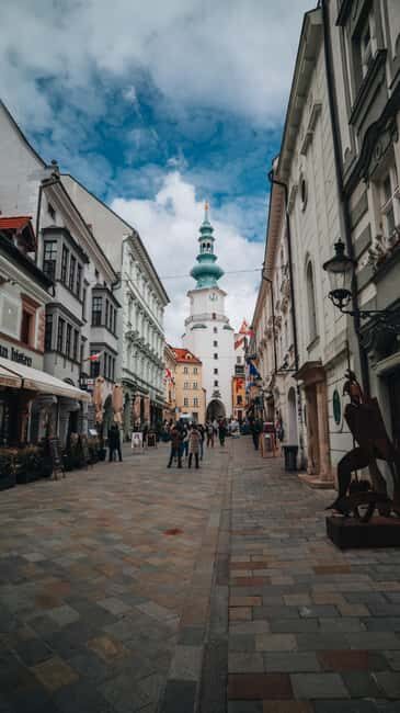 From Vienna Bratislava and Budapest, two capitals in one day - Who Should Consider This Tour?