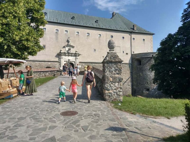 From Vienna/Bratislava: Castles, imany & UFO Observation - A Detailed Look at the Slovakian Day Trip