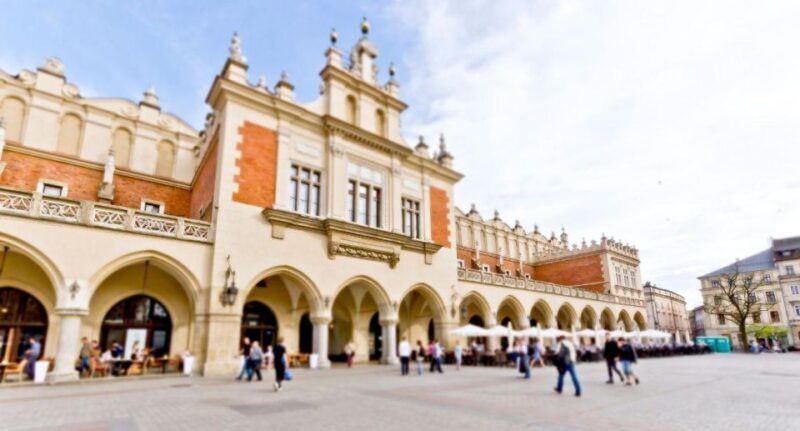 From Warsaw: Guided Tour to Wieliczka Salt Mine and Krakow - Final Considerations