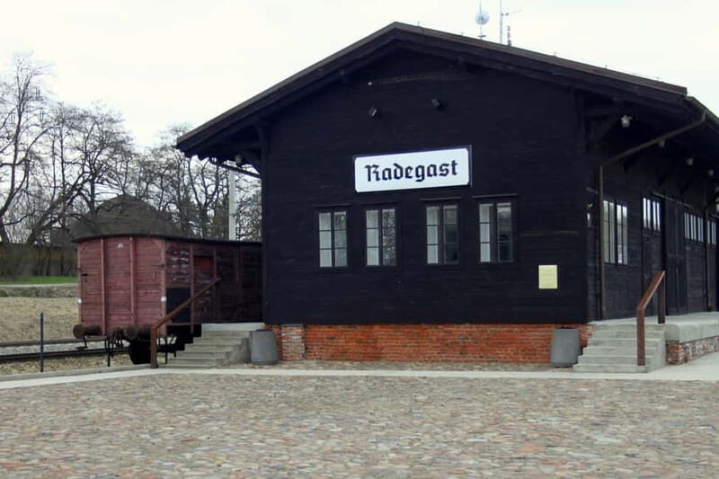 From Warsaw: Lodz & Litzmannstadt Jewish Ghetto Private Tour - Key Points