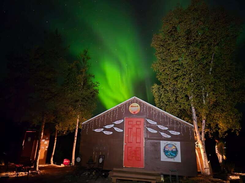 From Yellowknife: Aurora Borealis Tour with Cozy Cabin Base - An In-Depth Look at the Experience