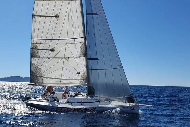 From Zadar: Full day sailing tour - FAQs