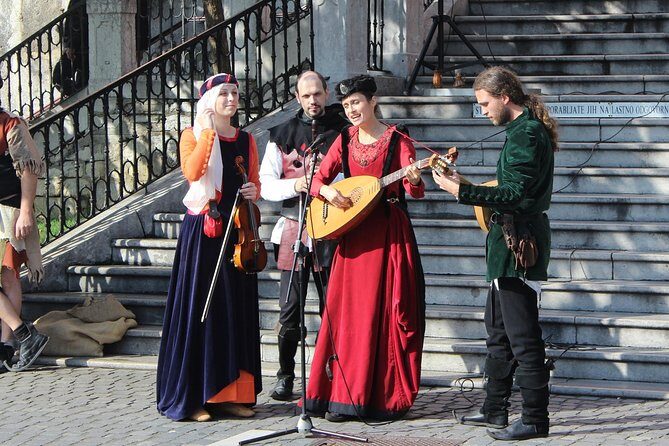 From Zagreb: Lake BLED and LJUBLJANA fully private day tour - FAQ