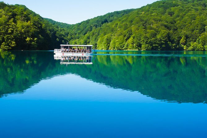 From Zagreb: Plitvice lakes guided tour - Exploring the Plitvice Lakes from Zagreb: A Detailed Review