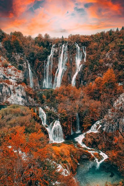 From Zagreb to Plitvice Lakes and Rastoke - Private day tour - The Sum Up