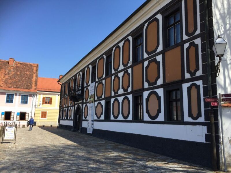 From Zagreb: Varazdin Baroque Town & Trakoscan Castle - Key Points