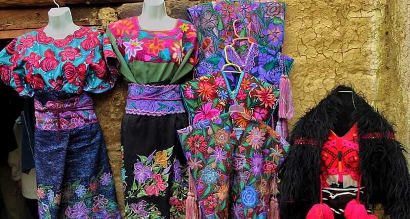 FromSan Cristobal:Zinacantán andSanJuanChamula ENGLISH GUIDE - Practical Tips for Travelers