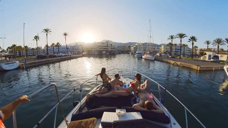 Fuengirola: Magical Sunset Yacht Tour - A comprehensive look at the Fuengirola: Magical Sunset Yacht Tour