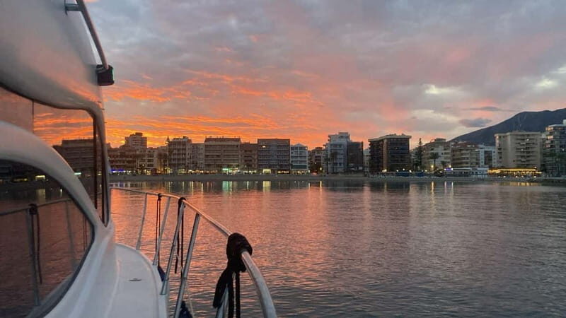 Fuengirola: Sunset Boat Tour - Cocktail Dinner & Champagne - The Experience from a Guest Perspective