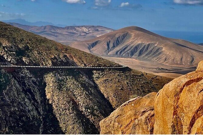 Fuerteventura: GRAND Highlights & Historic TOUR max 8 people - Authenticity and Local Insights
