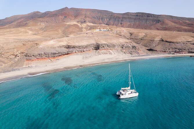 Fuerteventura: Small-Group Magic Deluxe Catamaran Cruise - Lunch and Refreshments: Gourmet in the Open Air
