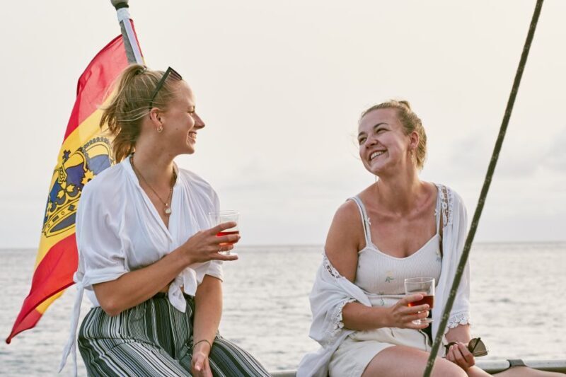 Fuerteventura: Sunset boat trip with DJ, Food & Drinks - An In-Depth Look at the Sunset Cruise Experience