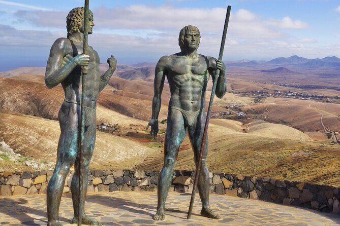 Fuerteventura: The Panoramic Experience. ALL historic highlights. - Key Points