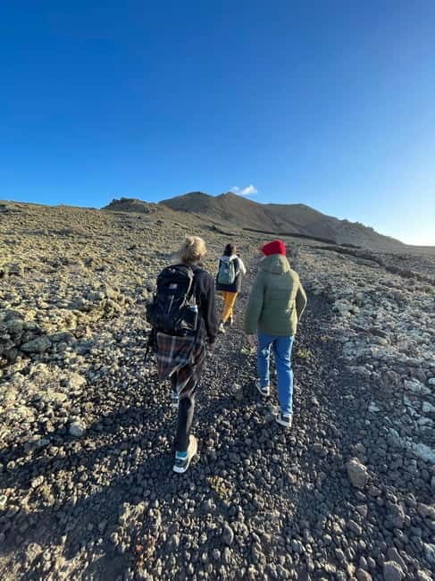 Fuerteventura: Twilight Volcano Hike with Sunset & Moonrise - Key Points