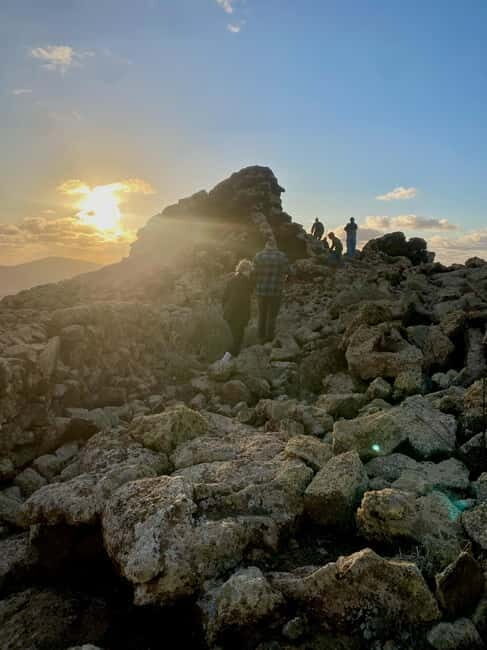 Fuerteventura: Twilight Volcano Hike with Sunset & Moonrise - A Deep Dive into the Experience