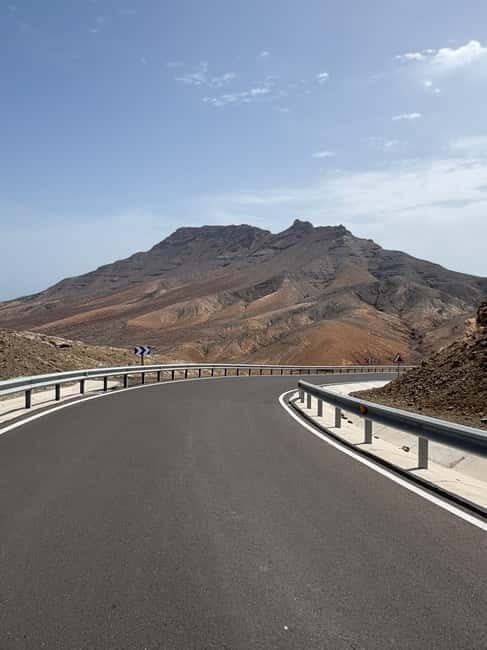 Fuerteventura: Visit all the highlights in 1 day with 8 pax - FAQs
