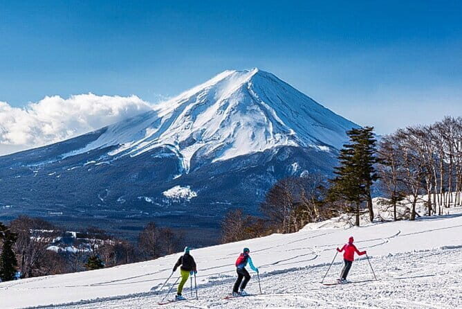 Fujiyama Snow Resort Yeti Winter Ski Day Tour from Tokyo Japan - What the Reviews Say
