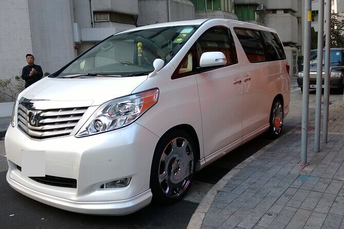 Fukuoka Airport (FUK) to Fukuoka - Round-Trip Private Transfer - The Experience in Detail