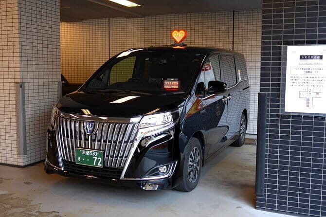 Fukuoka Airport to from Fukuoka City Private Taxi Transfers - Additional Details and Considerations