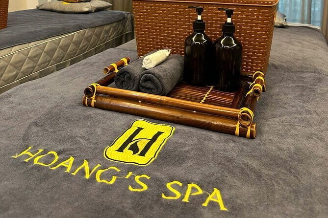 Full Body Combo with Aromatherapy or Deep Tissue treatment - What to Expect at Hoang’s Spa