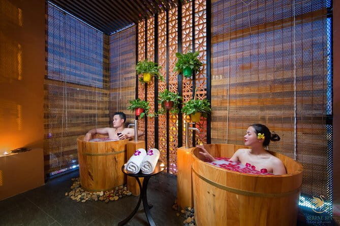Full Body Combo with Aromatherapy or Deep Tissue treatment - FAQs