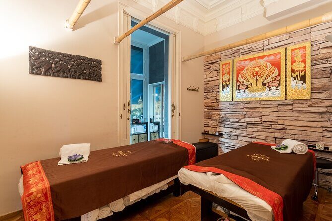 Full Body Massage 60 min and Floral Bath in Jacuzzi 30 min at THAI SPA MASSAGE - The Location and Convenience