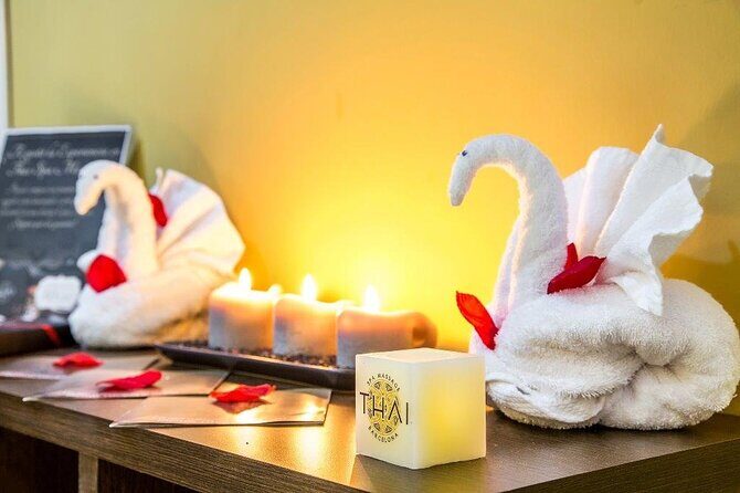 Full Body Massage 60 min and Floral Bath in Jacuzzi 30 min at THAI SPA MASSAGE - The Sum Up