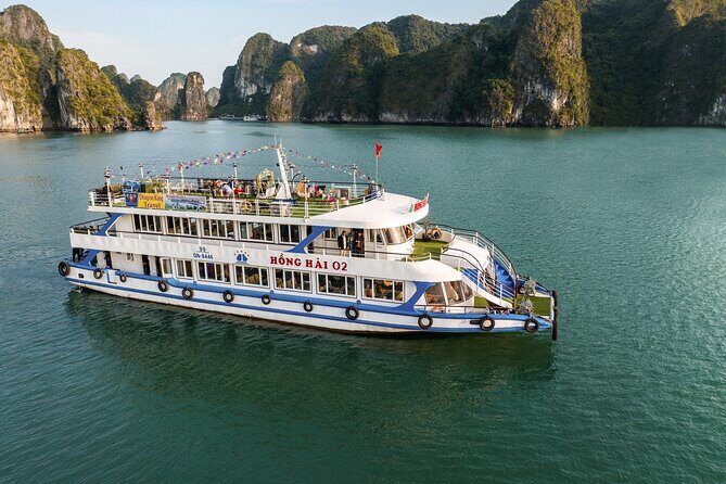 Full-day Activity Ha Long Bay of Vietnam from Ninh Binh - A Deep Dive into the Ha Long Bay Full-Day Tour