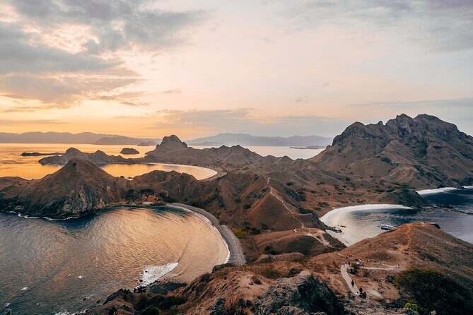 Full-Day Adventure Tour to komodo Island with join Speed Boat tur - Key Points