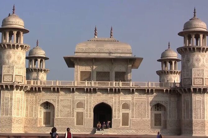Full-Day Agra Private Sightseeing Guided Tour - What Makes This Tour Stand Out?