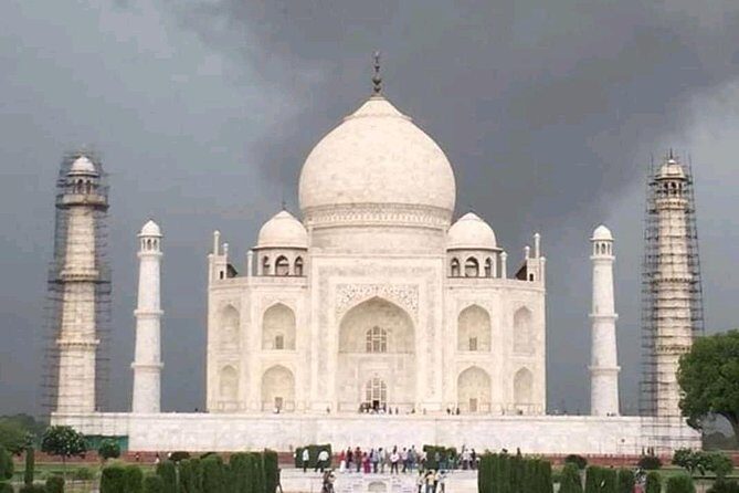 Full Day Agra tour with cultural and fun activities from Delhi by Car - Key Points