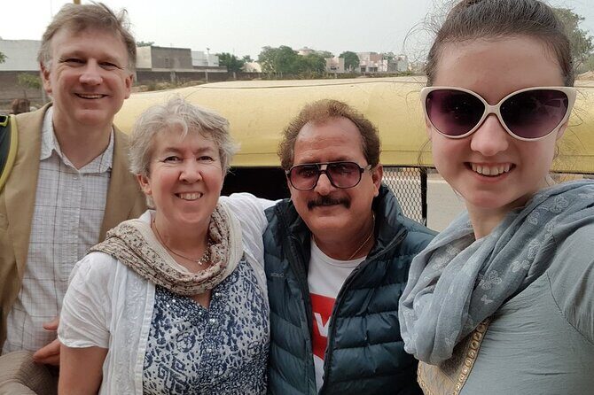 Full Day Agra Tuk Tuk Tour with Taj Mahal and Agra Fort - What’s Included and What’s Not