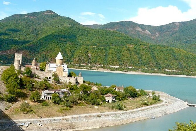 Full Day Ananuri-Gudauri-Kazbegi Private Tour - Exploring the Full Day Ananuri-Gudauri-Kazbegi Private Tour