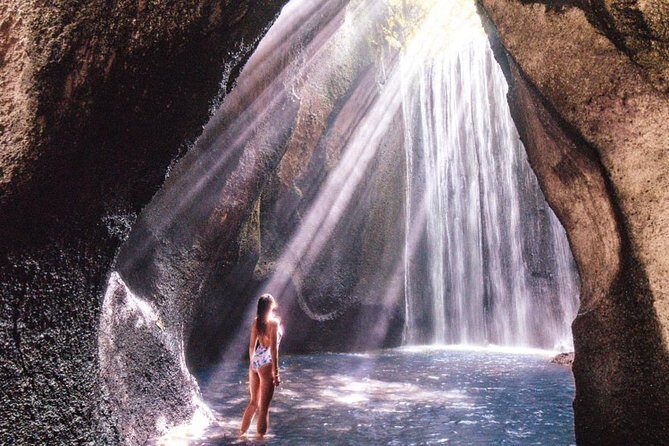 Full Day : Bali TUKAD CEPUNG Waterfall & Gates of HEAVEN at Lempuyang Temple - A Complete Breakdown of the Tour