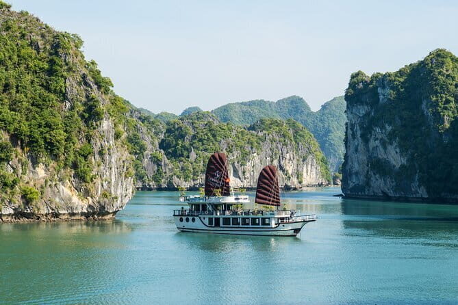 Full day Boat Tour to Lan Ha Bay - Ha Long Bay from Cat Ba Island - Key Points