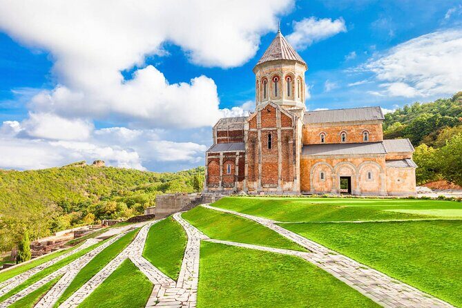 Full Day Bodbe Sighnaghi and Telavi Wine Tasting Tour - An In-Depth Look at the Tour Experience