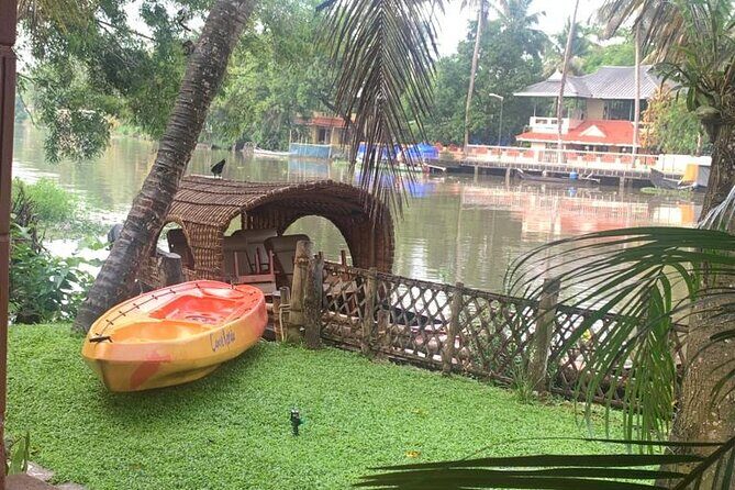 Full Day Canoe Cruise with Village Life and Local Food - An Early Start to See Kerala’s Morning Magic